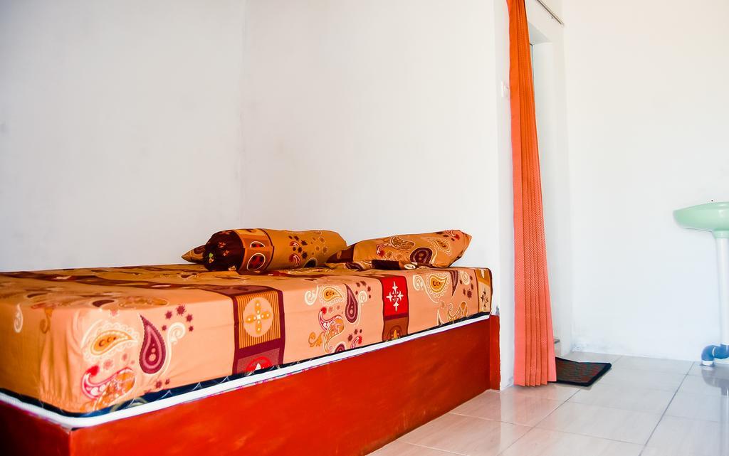 Defa Homestay Kuta  Quarto foto