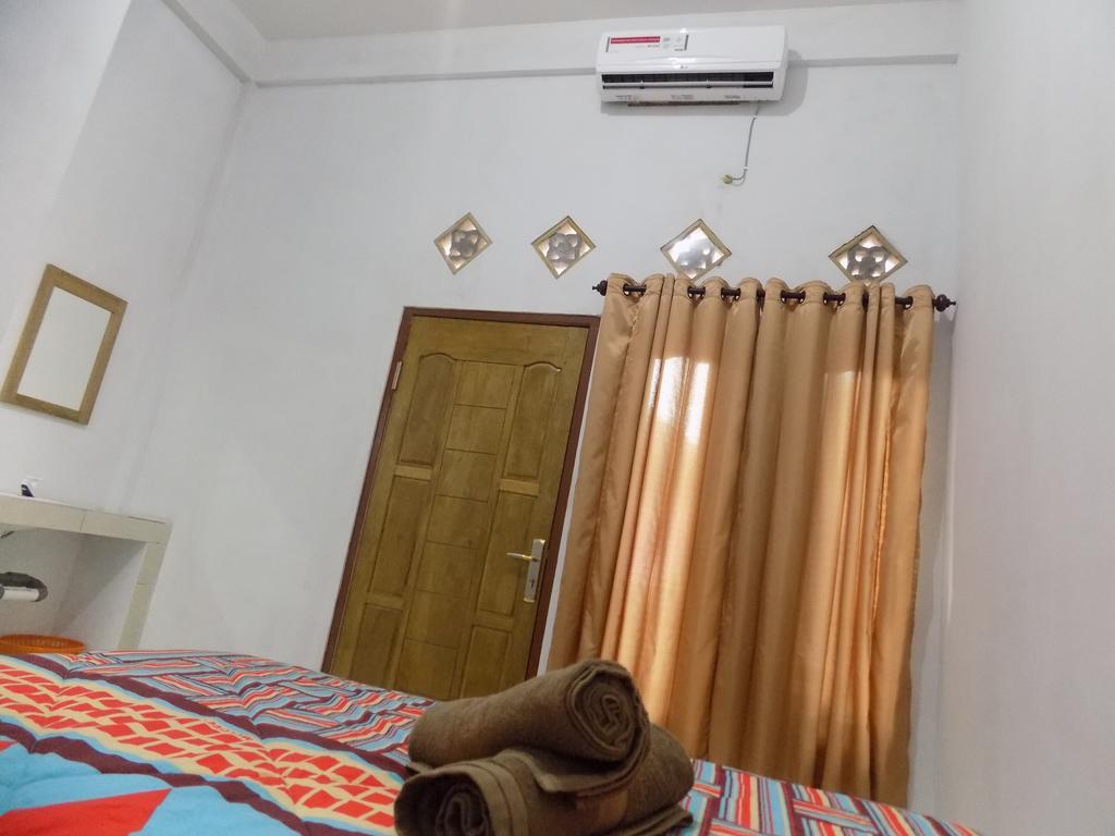 Defa Homestay Kuta  Exterior foto