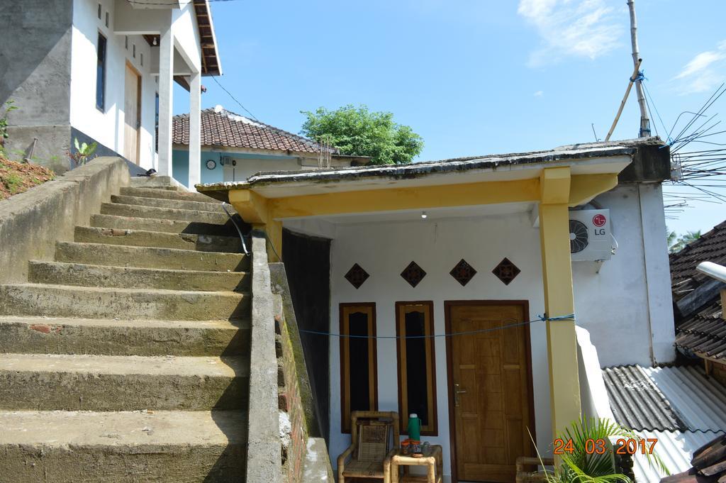 Defa Homestay Kuta  Exterior foto